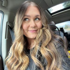 Meet your Posher, Kaela